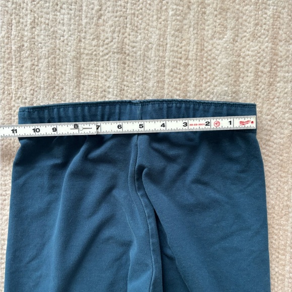 Nike Women Teal Logo Leggings - Picture 4 of 9